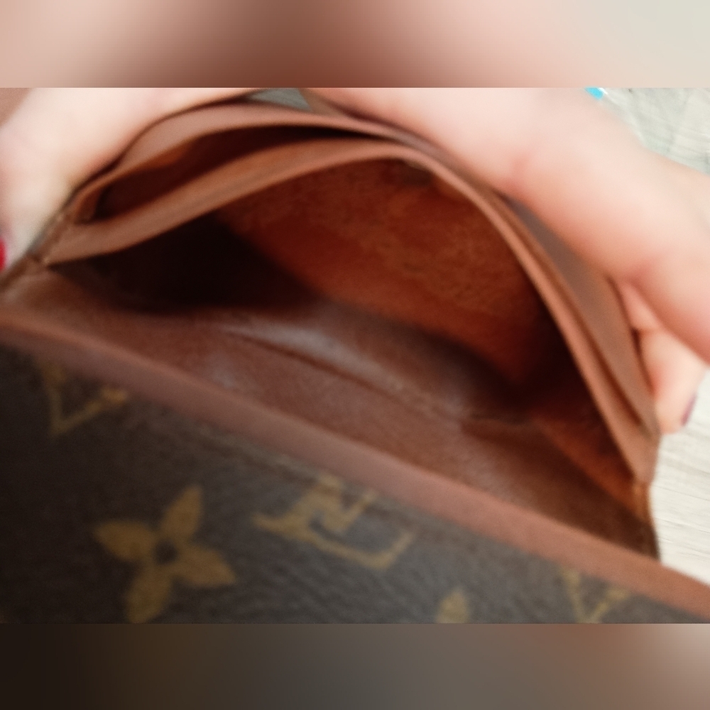 Louis Vuitton, Mono Brown Leather, Bi-fold Compact Wallet - Picture 10 of 13